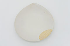 Sgraffito Pottery Bean Plate 掻き落としの陶器　豆皿
